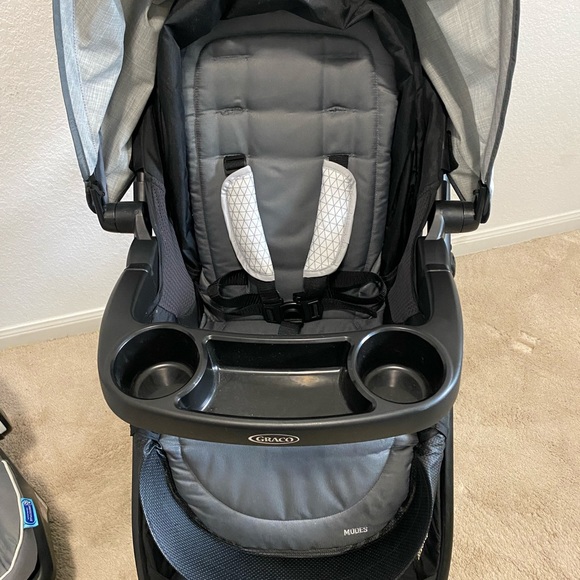 Graco modes travel system with SnugRide Infant Car - Picture 3 of 7